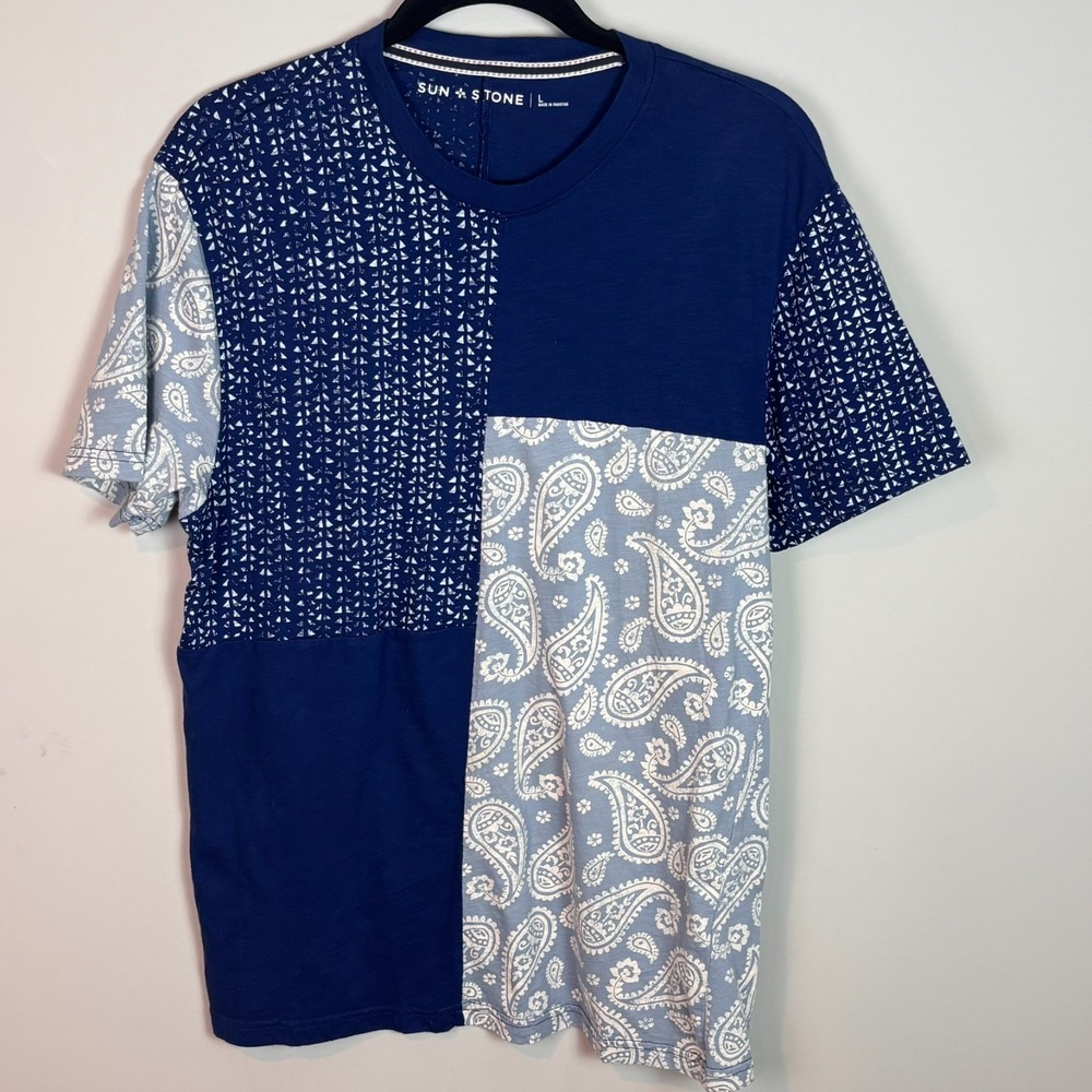Sun & Stone Mens Blue Bandana Patchwork 100% Cotton‎ Short Sleeve Tee sz Large